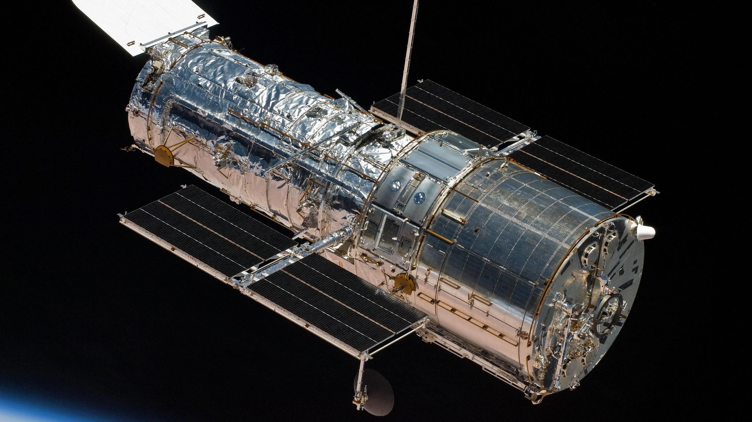nasa-and-spacex-want-to-save-the-hubble-telescope