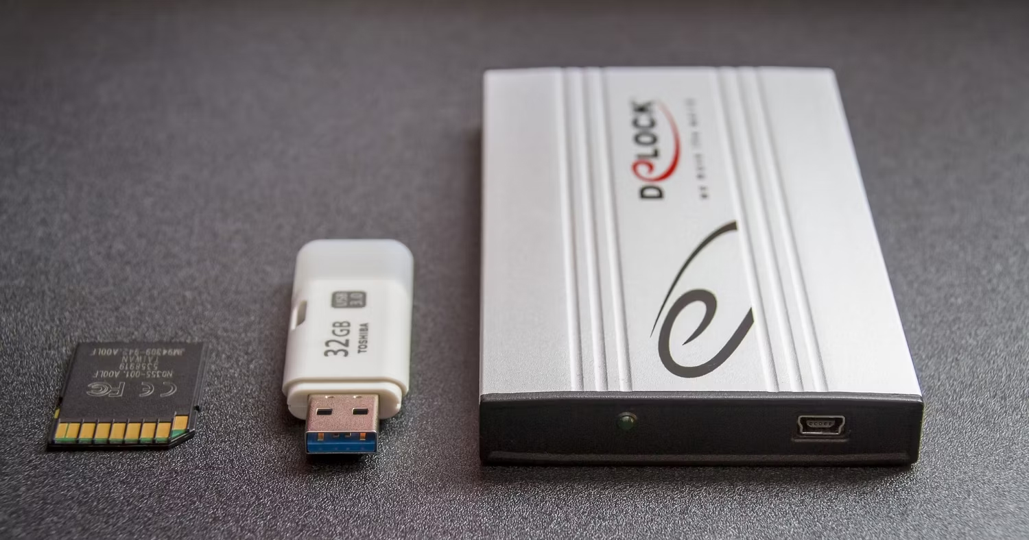 sd-usb-flashdrive